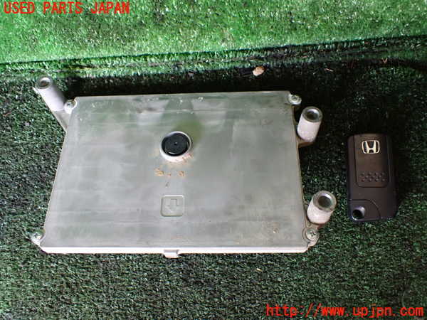1UPJ-35096110]ステップワゴン(RK1)エンジンコンピューター 中古_m0004.jpg