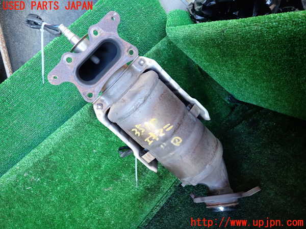 1UPJ-35102041]ステップワゴン スパーダ(RK5)エキマニ1 触媒 マニバーター 中古_m0001.jpg