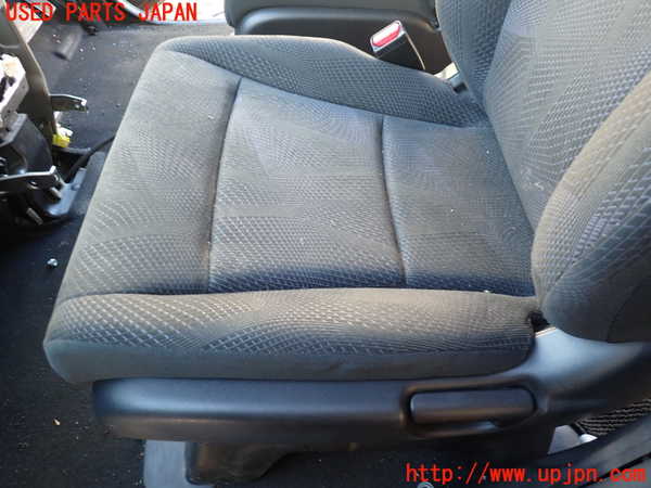 1UPJ-35107065]ステップワゴン スパーダ(RK5)助手席シート 中古_m0003.jpg