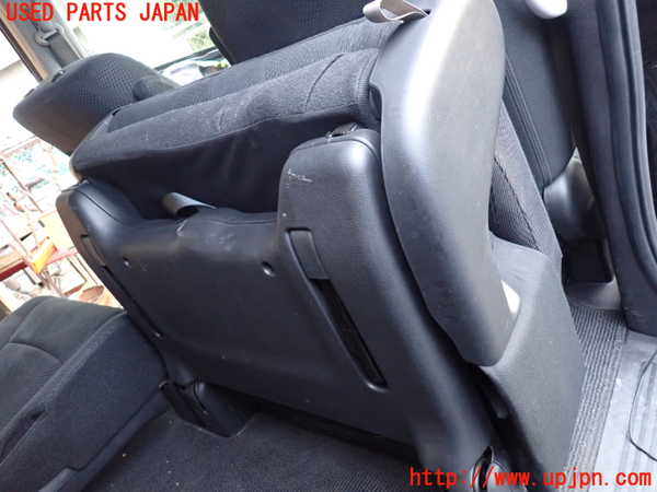 5UPJ-35107145]ステップワゴン スパーダ(RK5)右2列目シート 中古_m0005.jpg
