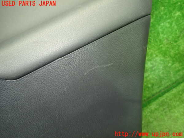 5UPJ-35111294]ハリアー(MXUA80)右後ドア内張り 中古_m0004.jpg