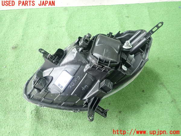 1UPJ-35121130]ルノー・カングー(KWH5F1)右ヘッドライト ハロゲン 中古_m0002.jpg