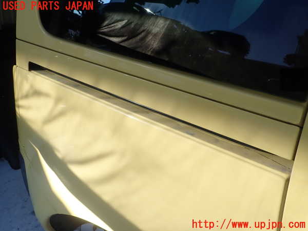 5UPJ-35121360]ルノー・カングー(KWH5F1)右スライドレールカバー 中古_m0001.jpg