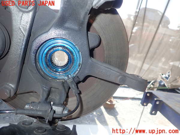 1UPJ-35124290]ルノー・カングー(KWH5F1)右フロントナックルハブ 中古_m0001.jpg