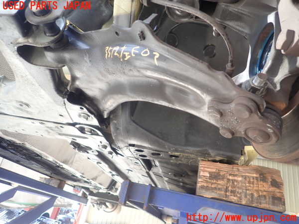 1UPJ-35125186]ルノー・カングー(KWH5F1)左フロントロアアーム1 中古_m0001.jpg