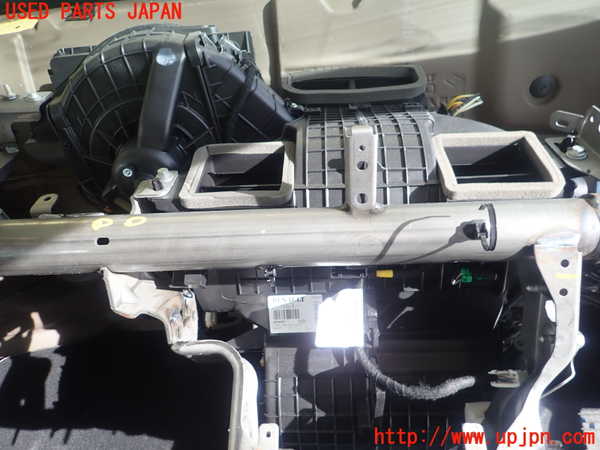 1UPJ-35126081]ルノー・カングー(KWH5F1)エバポレーター1 中古_m0001.jpg