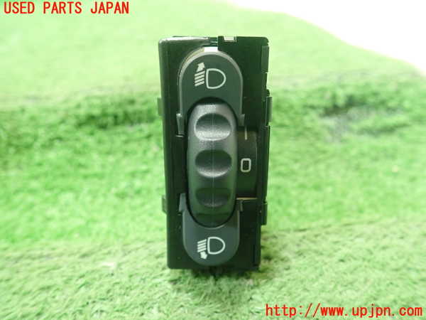 5UPJ-35126306]ルノー・カングー(KWH5F1)スイッチ1 (ヘッドライトレベライザー) 中古_m0001.jpg