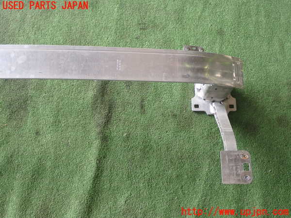 1UPJ-35131014]プジョー・2008(A94HN01)フロントバンパーホースメント 中古_m0002.jpg