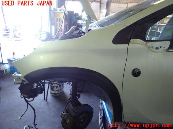 5UPJ-35131082]プジョー・2008(A94HN01)左前フェンダー 中古_m0001.jpg
