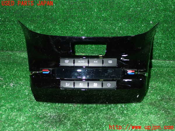 1UPJ-35136066]プジョー・2008(A94HN01)エアコンスイッチ1 中古_m0001.jpg