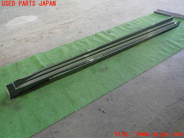 1UPJ-35141390]レクサス・ES300h(AXZH10)右サイドステップ 中古_m0001.jpg