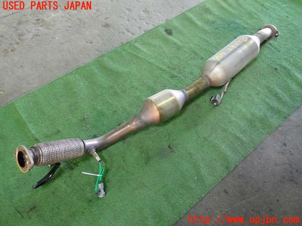 1UPJ-35142631]レクサス・ES300h(AXZH10)フロントパイプ1 中古_m0001.jpg