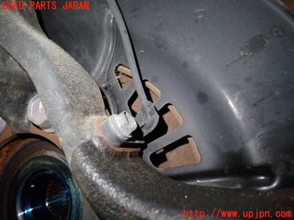 5UPJ-35144290]レクサス・ES300h(AXZH10)右フロントナックルハブ 中古_m0002.jpg