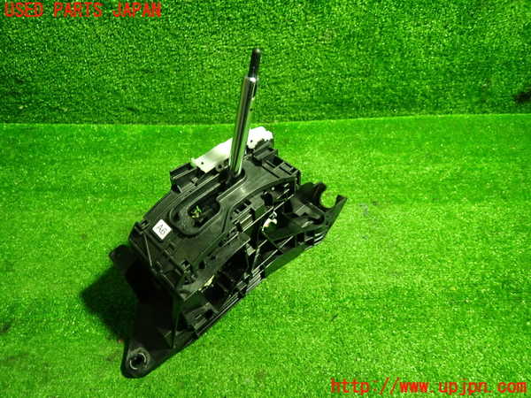 1UPJ-35147555]レクサス・ES300h(AXZH10)ATシフトレバー 中古_m0001.jpg