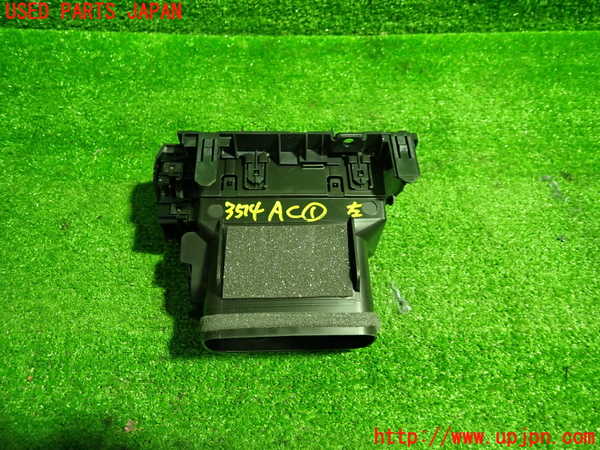 1UPJ-35147526]レクサス・ES300h(AXZH10)エアコン吹き出し口1 (左) 中古_m0002.jpg