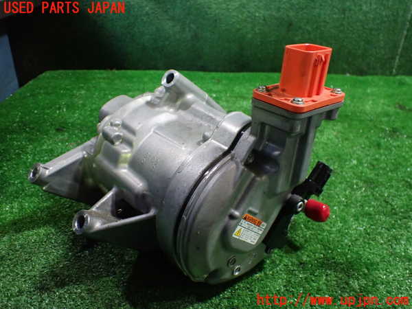 1UPJ-35156025]ロッキー(ROCKY) ハイブリッド(A202S)エアコンコンプレッサー 中古_m0001.jpg