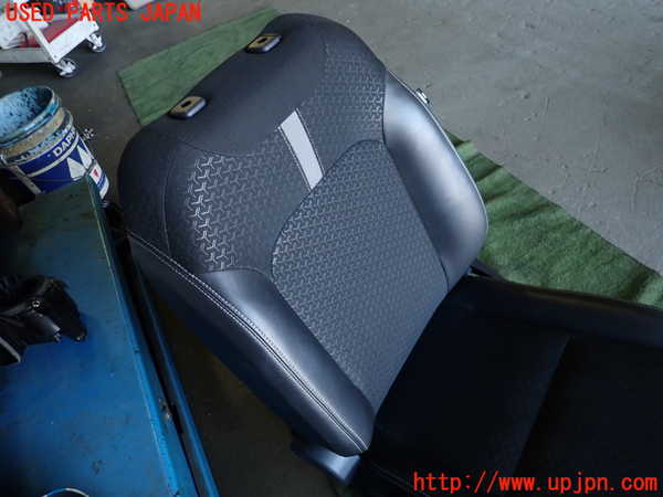 1UPJ-35157065]ロッキー(ROCKY) ハイブリッド(A202S)助手席シート 中古_m0002.jpg