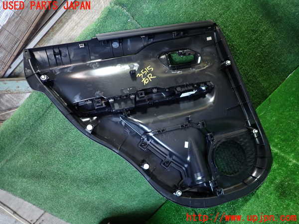 1UPJ-35151294]ロッキー(ROCKY) ハイブリッド(A202S)右後ドア内張り 中古_m0004.jpg