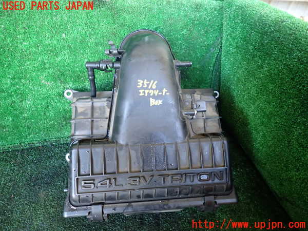 1UPJ-35162560]リンカーン・ナビゲーター(型式不明)エアクリーナーボックス 中古_m0001.jpg