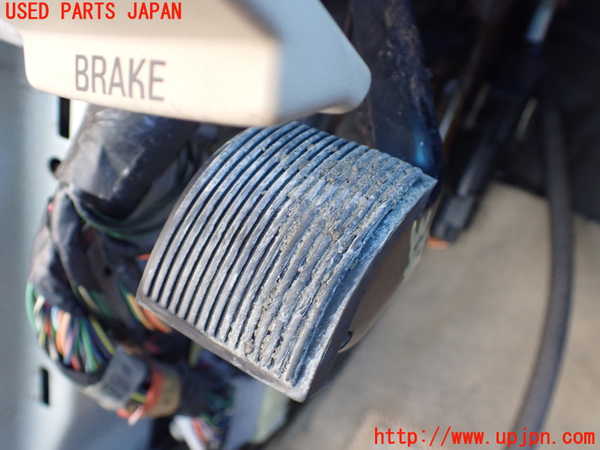 1UPJ-35167550]リンカーン・ナビゲーター(型式不明)サイドブレーキレバー（ペダル） 中古_m0002.jpg