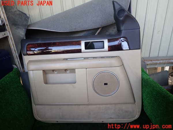 1UPJ-35161264]リンカーン・ナビゲーター(型式不明)左前ドア内張り 中古_m0001.jpg