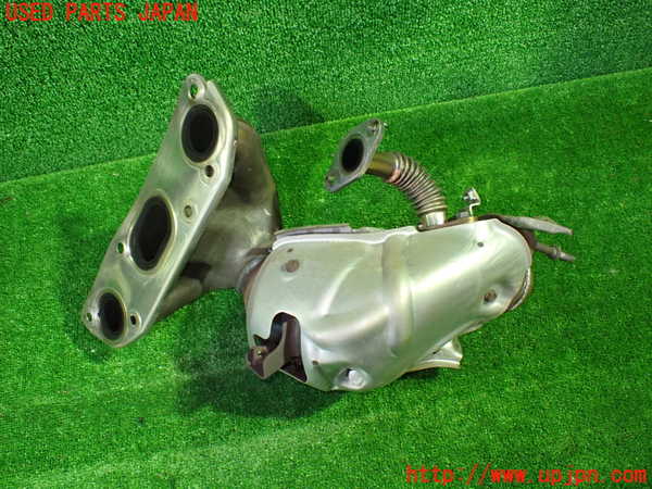 1UPJ-35172661]セレナ(GFC27)触媒1 中古_m0004.jpg