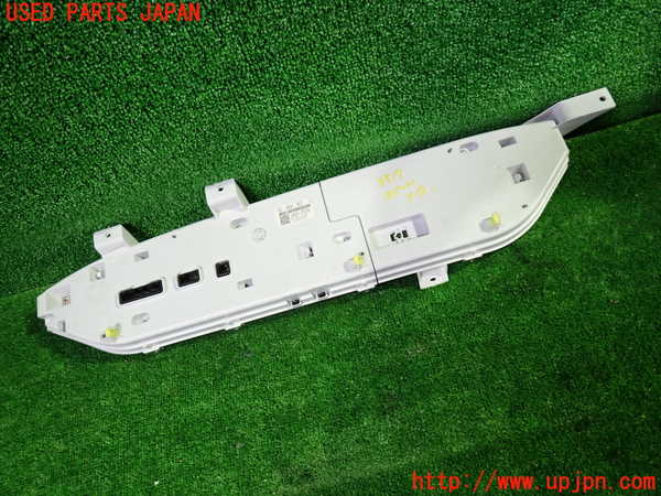 1UPJ-35176170]セレナ(GFC27)スピードメーター 中古_m0002.jpg