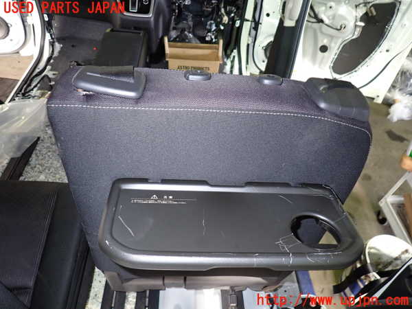 1UPJ-35177145]セレナ(GFC27)右2列目シート 中古_m0005.jpg