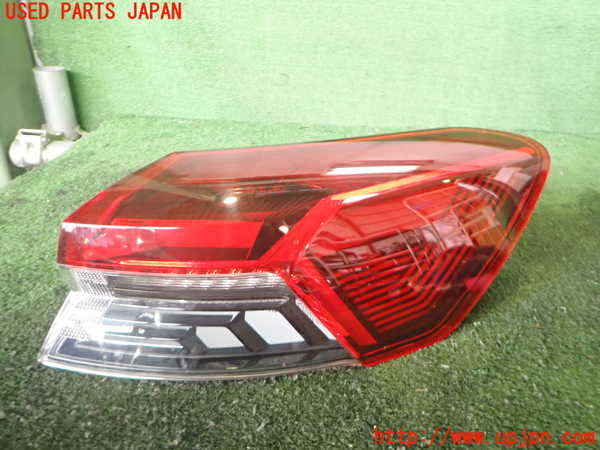 2UPJ-35181530]アウディ・Q4 スポーツバック e-tron(FZEBJ)右テールランプ 中古_m0001.jpg