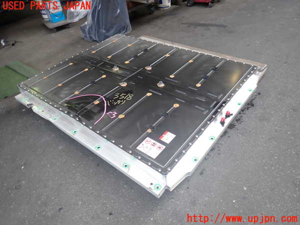 2UPJ-35186911]アウディ・Q4 スポーツバック e-tron(FZEBJ)ハイブリッドバッテリー1 (ジャンク品) 中古_m0001.jpg