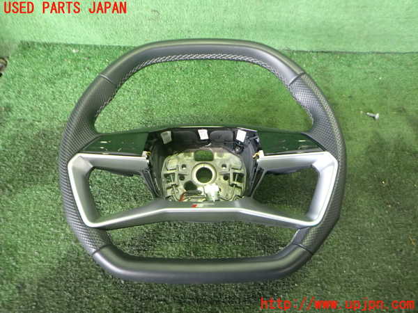 2UPJ-35187855]アウディ・Q4 スポーツバック e-tron(FZEBJ)ステアリングホイール 中古_m0001.jpg