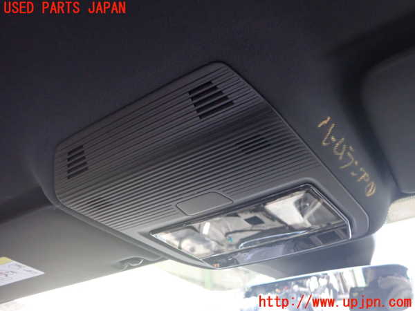 2UPJ-35186411]アウディ・Q4 スポーツバック e-tron(FZEBJ)ルームランプ1 (真中 1列目) 中古_m0001.jpg