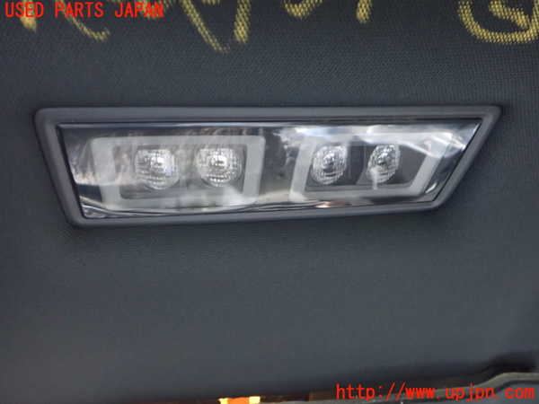 2UPJ-35186412]アウディ・Q4 スポーツバック e-tron(FZEBJ)ルームランプ2 (真中 2列目) 中古_m0001.jpg