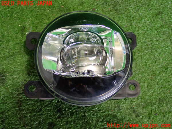 2UPJ-35191182]ジープ・レネゲード(BV13PM)左フォグ 中古_m0001.jpg