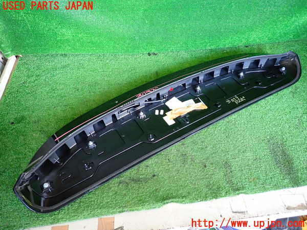 2UPJ-35191520]ジープ・レネゲード(BV13PM)リアスポイラー 中古_m0002.jpg
