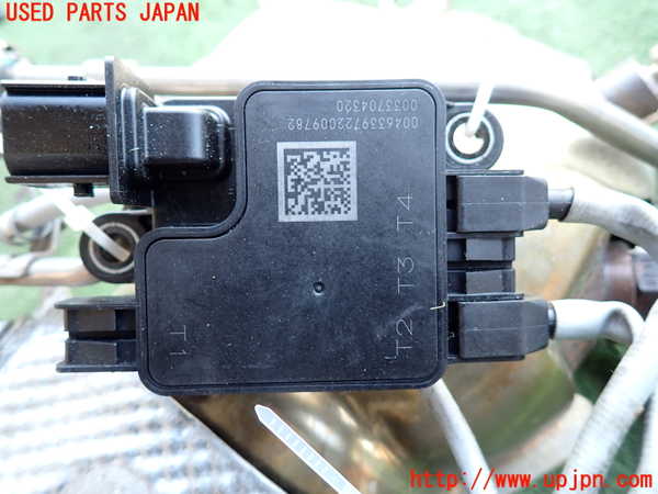 2UPJ-35192661]ジープ・レネゲード(BV13PM)触媒1 中古_m0005.jpg