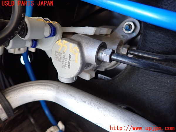 2UPJ-35194050]ジープ・レネゲード(BV13PM)ブレーキマスターシリンダー 中古_m0003.jpg