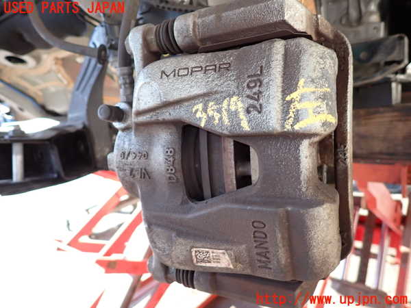 2UPJ-35194085]ジープ・レネゲード(BV13PM)左フロントキャリパー 中古_m0001.jpg