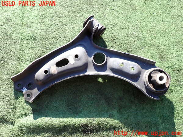2UPJ-35195176]ジープ・レネゲード(BV13PM)右フロントロアアーム1 中古_m0002.jpg