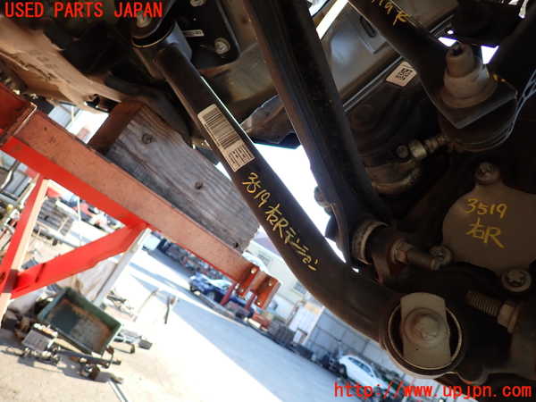 2UPJ-35195325]ジープ・レネゲード(BV13PM)右リアテンションロッド 中古_m0001.jpg