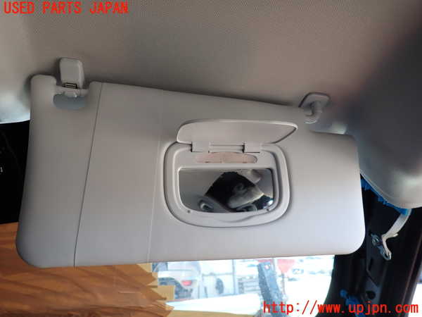2UPJ-35197625]ジープ・レネゲード(BV13PM)室内サンバイザー右側 中古_m0003.jpg