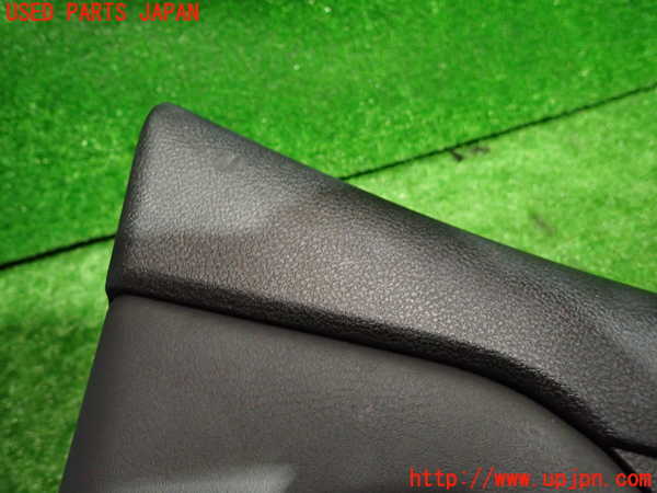 2UPJ-35191324]ジープ・レネゲード(BV13PM)左後ドア内張り 中古_m0004.jpg