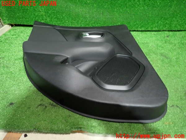 2UPJ-35191324]ジープ・レネゲード(BV13PM)左後ドア内張り 中古_m0005.jpg