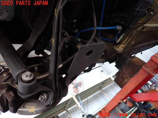 5UPJ-35204305]BMW ミニ(MINI)クーパー(XU15MW)左リアナックルハブ 中古 （F55）_m0001.jpg