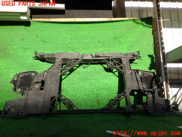 2UPJ-35211041]ルノー・メガーヌ R.S.(ルノー・スポール)(DZF4R)コアサポート 中古_m0001.jpg