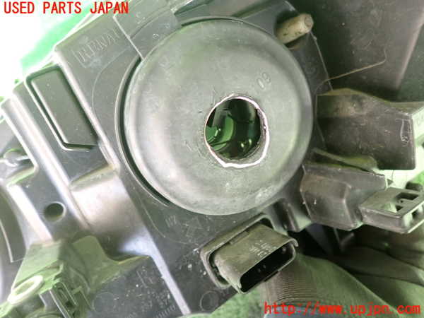 2UPJ-35211130]ルノー・メガーヌ R.S.(ルノー・スポール)(DZF4R)右ヘッドライト ハロゲン 中古_m0004.jpg