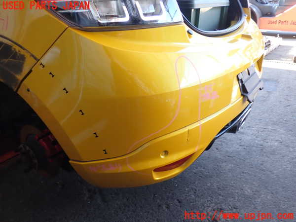 2UPJ-35211610]ルノー・メガーヌ R.S.(ルノー・スポール)(DZF4R)リアバンパー 中古_m0002.jpg