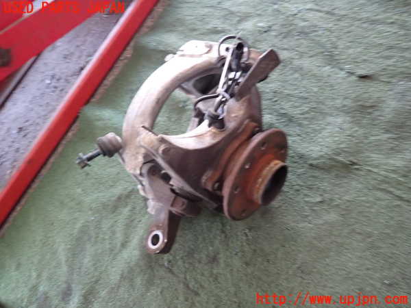 2UPJ-35214290]ルノー・メガーヌ R.S.(ルノー・スポール)(DZF4R)右フロントナックルハブ 中古_m0002.jpg