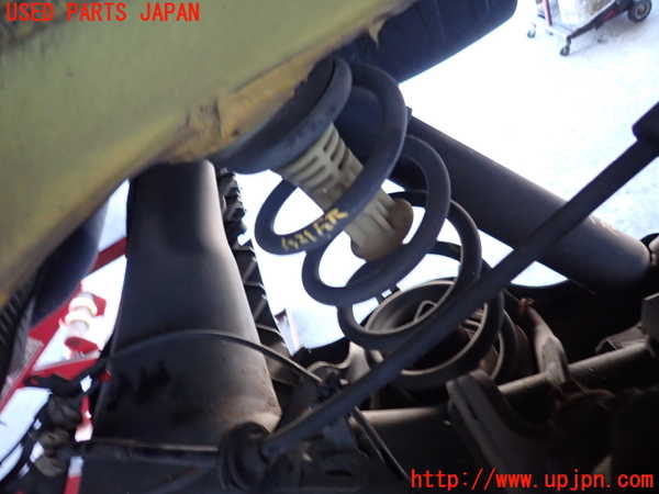 2UPJ-35215105]ルノー・メガーヌ R.S.(ルノー・スポール)(DZF4R)左リアスプリング 中古_m0001.jpg
