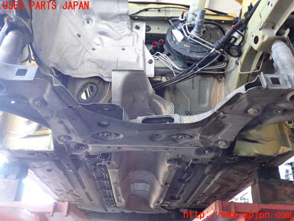 2UPJ-35215285]ルノー・メガーヌ R.S.(ルノー・スポール)(DZF4R)フロントメンバー 中古_m0001.jpg